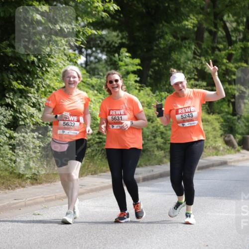 15.06.2025 - REWE Women's Run Jannik Wohlers http://msf.ph/oto/7943650 15.06.2025 10:16:44 Laufen 5632, 5631, 5243 meine-sportfotos.de