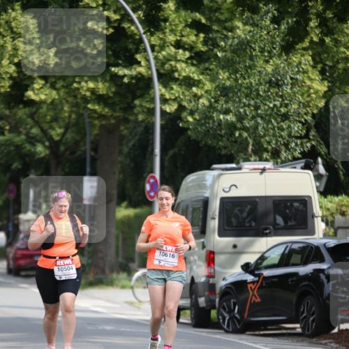 15.06.2025 - REWE Women's Run Jannik Wohlers http://msf.ph/oto/7943676 15.06.2025 10:02:49 Laufen 10616, 10504 meine-sportfotos.de