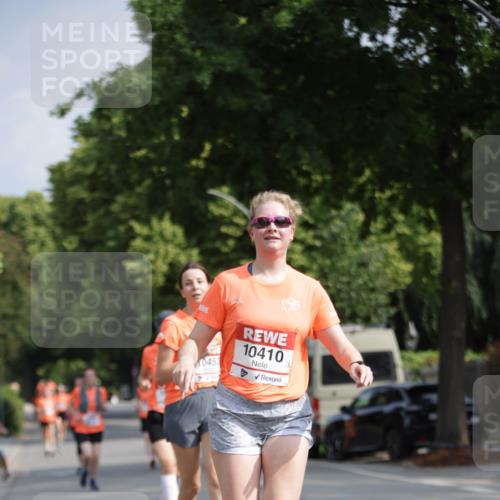 15.06.2025 - REWE Women's Run Jannik Wohlers http://msf.ph/oto/7943679 15.06.2025 08:47:14 Laufen 045, 10410 meine-sportfotos.de
