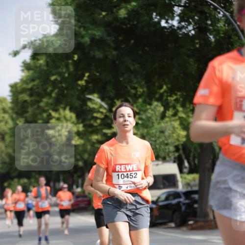 15.06.2025 - REWE Women's Run Jannik Wohlers http://msf.ph/oto/7943713 15.06.2025 08:47:15 Laufen 10452 meine-sportfotos.de