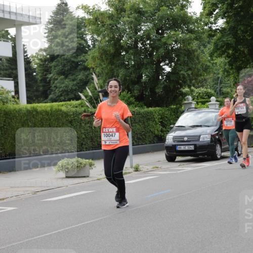 15.06.2025 - REWE Women's Run Jannik Wohlers http://msf.ph/oto/7943714 15.06.2025 08:29:05 Laufen 10047, 1043, 10100, 10784, 1063 meine-sportfotos.de