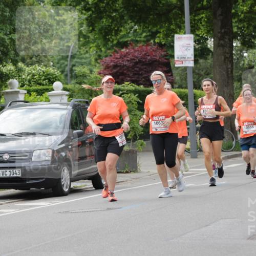 15.06.2025 - REWE Women's Run Jannik Wohlers http://msf.ph/oto/7943739 15.06.2025 08:29:07 Laufen 00, 1043, 15, 2025, 1071, 1063, 10, 10555, 10535, 1038, 10750 meine-sportfotos.de