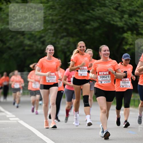 15.06.2025 - REWE Women's Run Dr. Thomas Lammeyer http://msf.ph/oto/7943740 15.06.2025 09:22:10 Laufen 243, 10308, 10021, 10548 meine-sportfotos.de