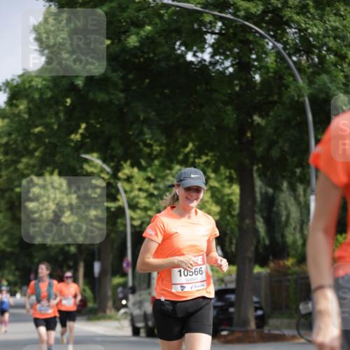15.06.2025 - REWE Women's Run Jannik Wohlers http://msf.ph/oto/7943771 15.06.2025 08:47:16 Laufen 10566 meine-sportfotos.de