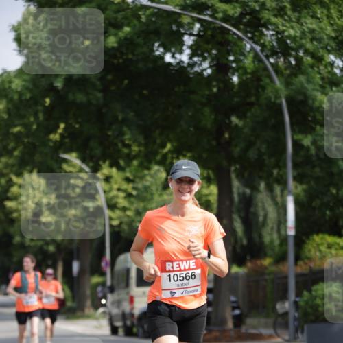 15.06.2025 - REWE Women's Run Jannik Wohlers http://msf.ph/oto/7943780 15.06.2025 08:47:16 Laufen 10566 meine-sportfotos.de