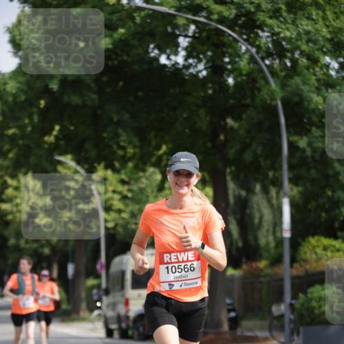 15.06.2025 - REWE Women's Run Jannik Wohlers http://msf.ph/oto/7943782 15.06.2025 08:47:16 Laufen 10566 meine-sportfotos.de