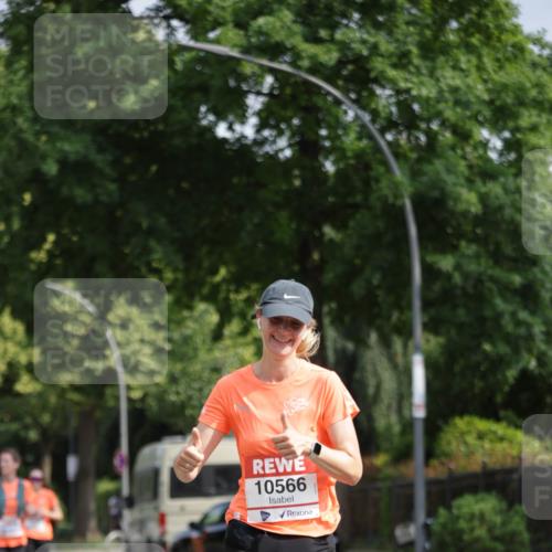15.06.2025 - REWE Women's Run Jannik Wohlers http://msf.ph/oto/7943793 15.06.2025 08:47:17 Laufen 10566 meine-sportfotos.de