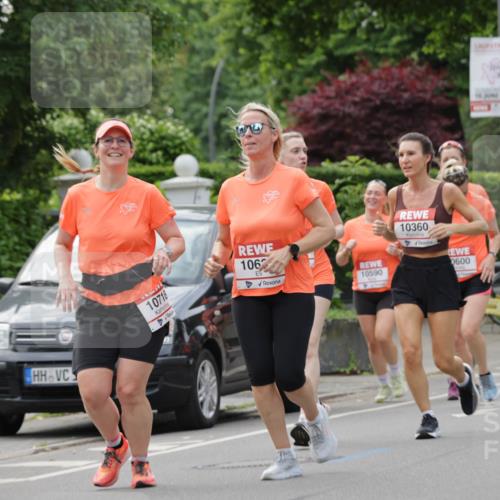 15.06.2025 - REWE Women's Run Jannik Wohlers http://msf.ph/oto/7943838 15.06.2025 08:29:09 Laufen 10718, 1062, 10590, 10360, 0600, 10555 meine-sportfotos.de