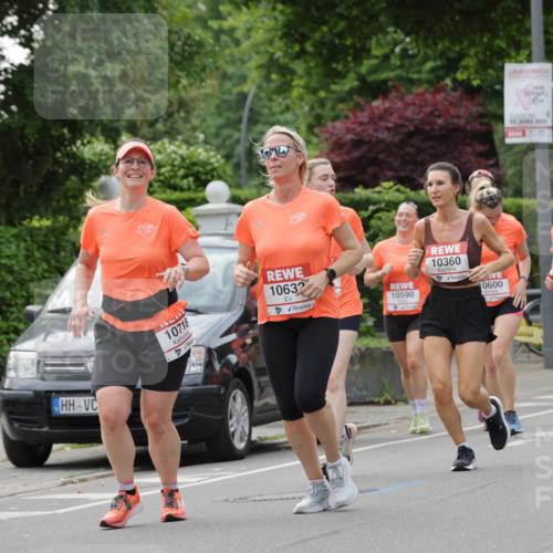 15.06.2025 - REWE Women's Run Jannik Wohlers http://msf.ph/oto/7943845 15.06.2025 08:29:09 Laufen 10590, 10718, 10632, 10360, 0600, 15, 2025, 10555, 10 meine-sportfotos.de