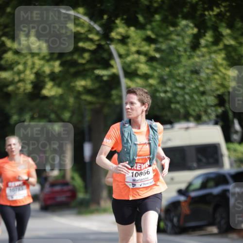 15.06.2025 - REWE Women's Run Jannik Wohlers http://msf.ph/oto/7943857 15.06.2025 08:47:19 Laufen 10783, 10856 meine-sportfotos.de