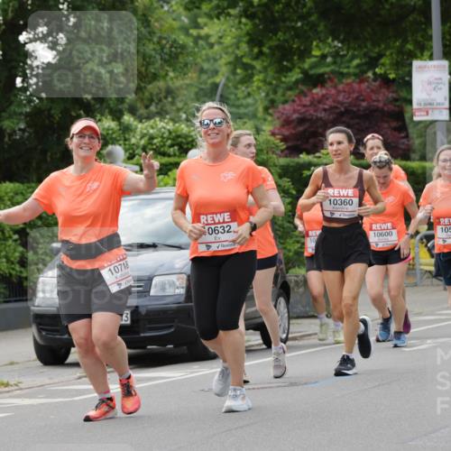 15.06.2025 - REWE Women's Run Jannik Wohlers http://msf.ph/oto/7943878 15.06.2025 08:29:09 Laufen 0632, 10718, 3, 10, 10360, 15, 2025, 10600, 10555, 10750 meine-sportfotos.de