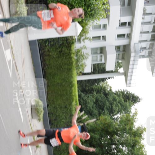 15.06.2025 - REWE Women's Run Jannik Wohlers http://msf.ph/oto/7943894 15.06.2025 08:29:10 Laufen  meine-sportfotos.de