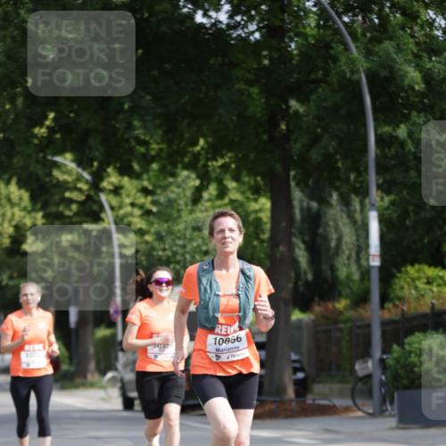 15.06.2025 - REWE Women's Run Jannik Wohlers http://msf.ph/oto/7943897 15.06.2025 08:47:20 Laufen 10856 meine-sportfotos.de
