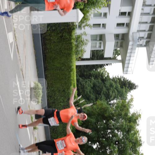 15.06.2025 - REWE Women's Run Jannik Wohlers http://msf.ph/oto/7943898 15.06.2025 08:29:10 Laufen  meine-sportfotos.de