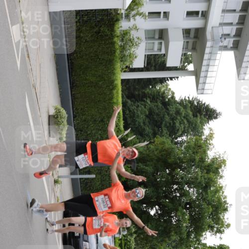 15.06.2025 - REWE Women's Run Jannik Wohlers http://msf.ph/oto/7943902 15.06.2025 08:29:10 Laufen 10718, 10632, 10492, 43 meine-sportfotos.de