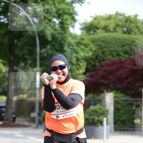 15.06.2025 - REWE Women's Run Jannik Wohlers http://msf.ph/oto/7943903 15.06.2025 10:03:02 Laufen 705 meine-sportfotos.de