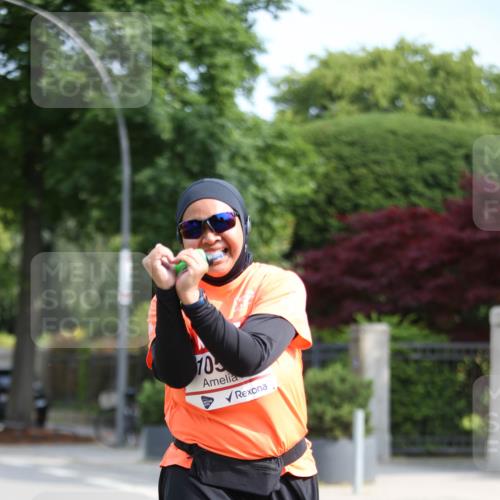 15.06.2025 - REWE Women's Run Jannik Wohlers http://msf.ph/oto/7943911 15.06.2025 10:03:02 Laufen 10 meine-sportfotos.de