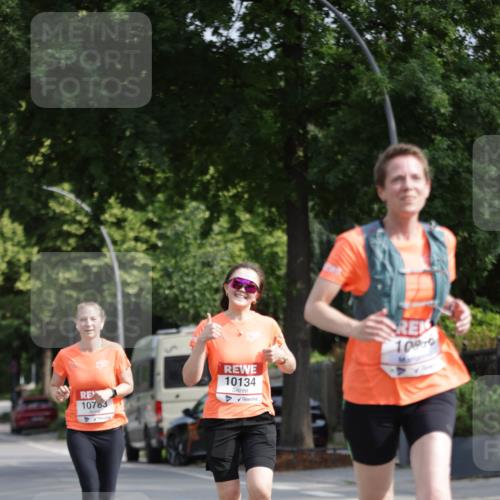 15.06.2025 - REWE Women's Run Jannik Wohlers http://msf.ph/oto/7943946 15.06.2025 08:47:22 Laufen 10134, 10783, 1089 meine-sportfotos.de