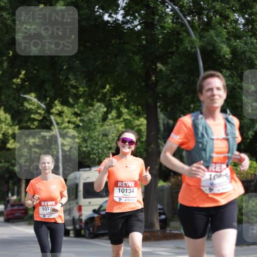 15.06.2025 - REWE Women's Run Jannik Wohlers http://msf.ph/oto/7943948 15.06.2025 08:47:22 Laufen 10134, 1078, 1080 meine-sportfotos.de