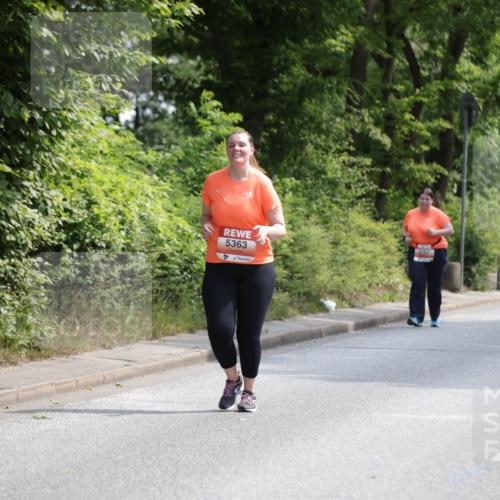 15.06.2025 - REWE Women's Run Jannik Wohlers http://msf.ph/oto/7943974 15.06.2025 10:16:56 Laufen 5363 meine-sportfotos.de