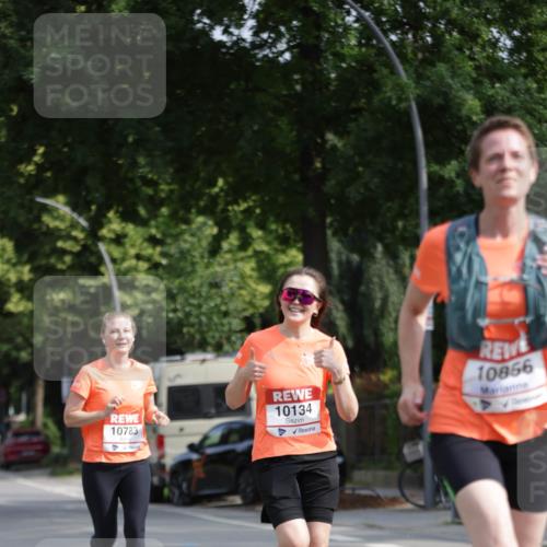 15.06.2025 - REWE Women's Run Jannik Wohlers http://msf.ph/oto/7943976 15.06.2025 08:47:22 Laufen 10783, 10134, 1086 meine-sportfotos.de
