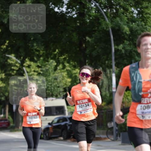 15.06.2025 - REWE Women's Run Jannik Wohlers http://msf.ph/oto/7943982 15.06.2025 08:47:22 Laufen 10783, 10134, 1085 meine-sportfotos.de