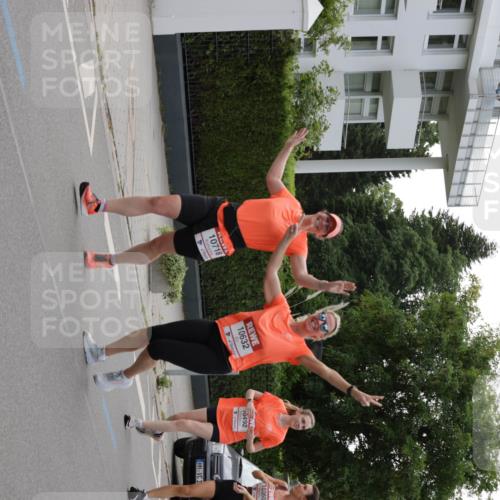 15.06.2025 - REWE Women's Run Jannik Wohlers http://msf.ph/oto/7943988 15.06.2025 08:29:11 Laufen 10632, 10718, 0492, 1, 10360 meine-sportfotos.de