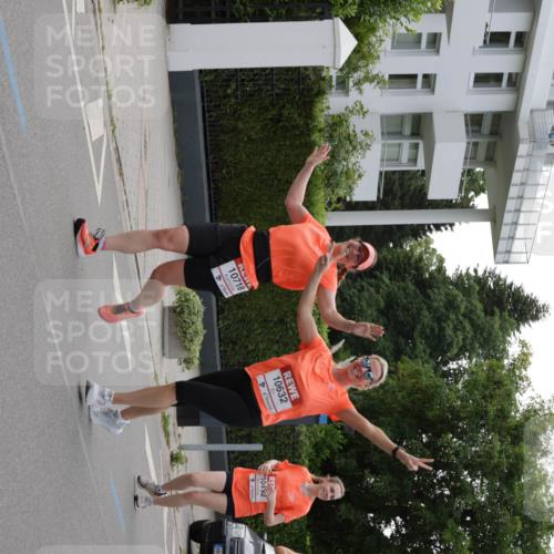 15.06.2025 - REWE Women's Run Jannik Wohlers http://msf.ph/oto/7944007 15.06.2025 08:29:11 Laufen 10718, 10632, 4, 10492 meine-sportfotos.de