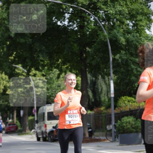 15.06.2025 - REWE Women's Run Jannik Wohlers http://msf.ph/oto/7944017 15.06.2025 08:47:23 Laufen 10783 meine-sportfotos.de
