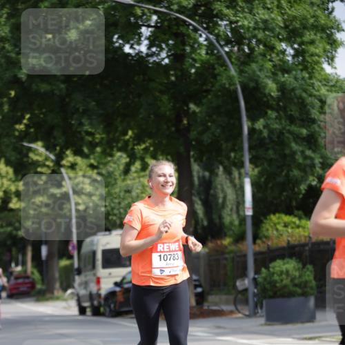 15.06.2025 - REWE Women's Run Jannik Wohlers http://msf.ph/oto/7944021 15.06.2025 08:47:23 Laufen 10783 meine-sportfotos.de