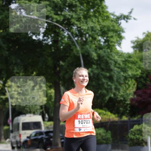 15.06.2025 - REWE Women's Run Jannik Wohlers http://msf.ph/oto/7944055 15.06.2025 08:47:24 Laufen 10783 meine-sportfotos.de