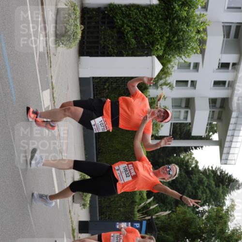 15.06.2025 - REWE Women's Run Jannik Wohlers http://msf.ph/oto/7944056 15.06.2025 08:29:11 Laufen 10718, 10632, 2, 10492 meine-sportfotos.de