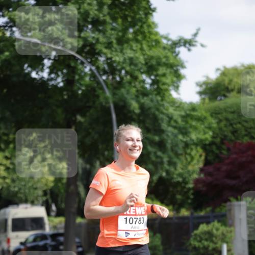 15.06.2025 - REWE Women's Run Jannik Wohlers http://msf.ph/oto/7944061 15.06.2025 08:47:24 Laufen 10783 meine-sportfotos.de