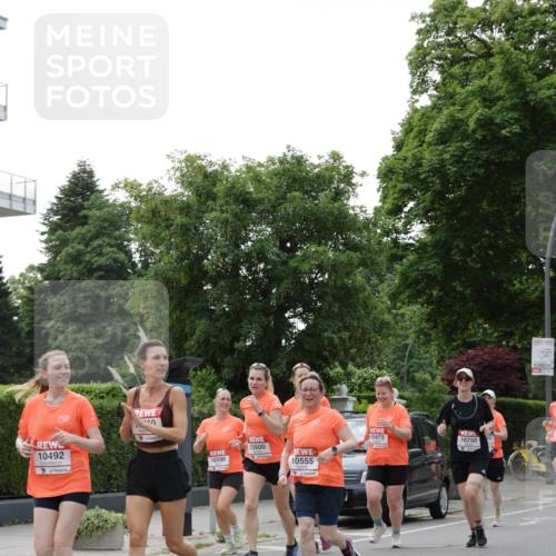 15.06.2025 - REWE Women's Run Jannik Wohlers http://msf.ph/oto/7944067 15.06.2025 08:29:12 Laufen 10492, 10555 meine-sportfotos.de