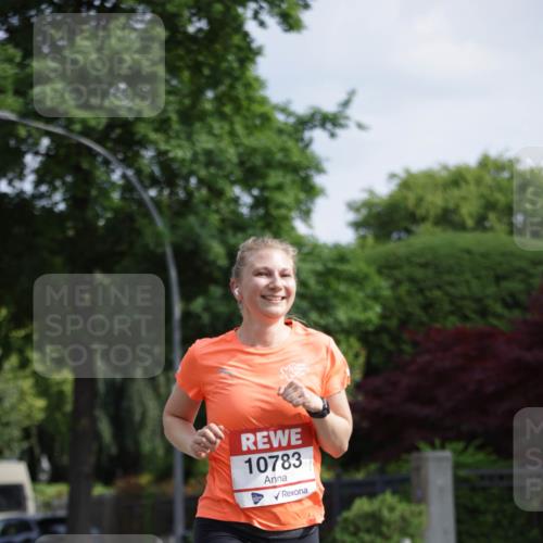 15.06.2025 - REWE Women's Run Jannik Wohlers http://msf.ph/oto/7944079 15.06.2025 08:47:24 Laufen 10783 meine-sportfotos.de