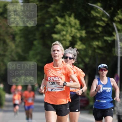 15.06.2025 - REWE Women's Run Jannik Wohlers http://msf.ph/oto/7944087 15.06.2025 08:47:28 Laufen 108 meine-sportfotos.de