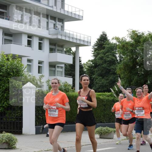 15.06.2025 - REWE Women's Run Jannik Wohlers http://msf.ph/oto/7944110 15.06.2025 08:29:13 Laufen 10492, 10300, 10590, 10555, 10600 meine-sportfotos.de