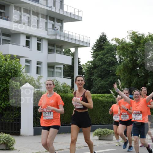 15.06.2025 - REWE Women's Run Jannik Wohlers http://msf.ph/oto/7944113 15.06.2025 08:29:13 Laufen 10492, 10600, 10555, 10590 meine-sportfotos.de