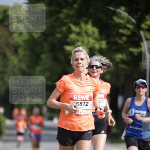 15.06.2025 - REWE Women's Run Jannik Wohlers http://msf.ph/oto/7944116 15.06.2025 08:47:28 Laufen 67, 0812 meine-sportfotos.de