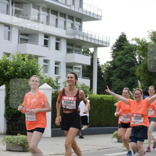 15.06.2025 - REWE Women's Run Jannik Wohlers http://msf.ph/oto/7944136 15.06.2025 08:29:13 Laufen 1049, 10360, 0734, 10600, 10555 meine-sportfotos.de