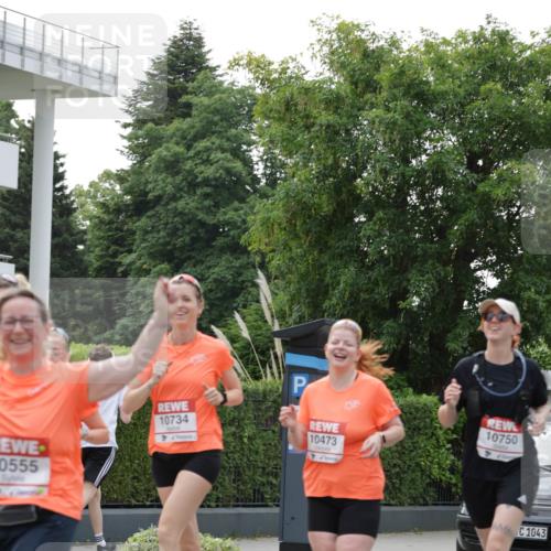 15.06.2025 - REWE Women's Run Jannik Wohlers http://msf.ph/oto/7944148 15.06.2025 08:29:14 Laufen 10750, 10734, 10473, 0555, 1043 meine-sportfotos.de