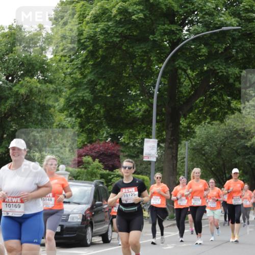15.06.2025 - REWE Women's Run Jannik Wohlers http://msf.ph/oto/7944164 15.06.2025 08:29:19 Laufen 10125, 10148, 10472, 0870, 10674, 10532, 10169, 3 meine-sportfotos.de
