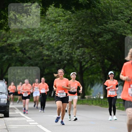 15.06.2025 - REWE Women's Run Dr. Thomas Lammeyer http://msf.ph/oto/7944170 15.06.2025 09:22:18 Laufen 10161, 10422 meine-sportfotos.de