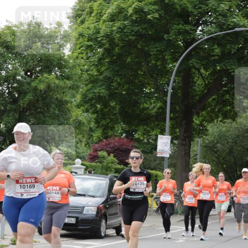 15.06.2025 - REWE Women's Run Jannik Wohlers http://msf.ph/oto/7944183 15.06.2025 08:29:19 Laufen 10169, 10148, 1043, 0125, 10674, 10831, 10472, 10532, 10870 meine-sportfotos.de