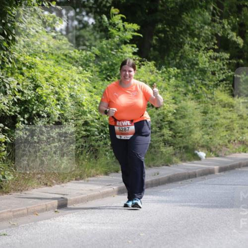 15.06.2025 - REWE Women's Run Jannik Wohlers http://msf.ph/oto/7944185 15.06.2025 10:17:03 Laufen 5287 meine-sportfotos.de