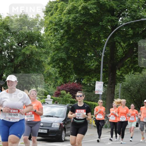 15.06.2025 - REWE Women's Run Jannik Wohlers http://msf.ph/oto/7944191 15.06.2025 08:29:20 Laufen 10169, 10148, 1043, 101, 282, 10472, 10870, 10831, 10674, 105 meine-sportfotos.de