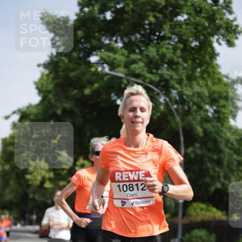15.06.2025 - REWE Women's Run Jannik Wohlers http://msf.ph/oto/7944205 15.06.2025 08:47:31 Laufen 10812 meine-sportfotos.de