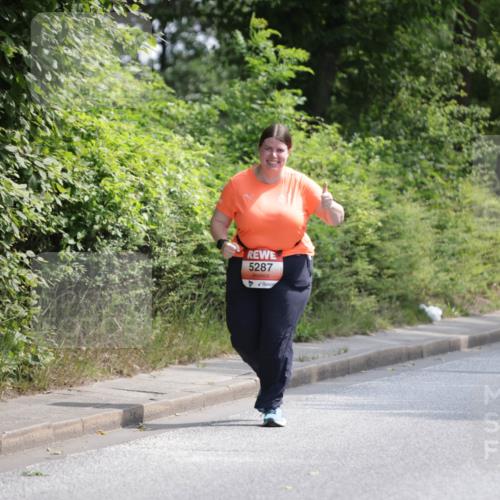 15.06.2025 - REWE Women's Run Jannik Wohlers http://msf.ph/oto/7944221 15.06.2025 10:17:03 Laufen 5287 meine-sportfotos.de