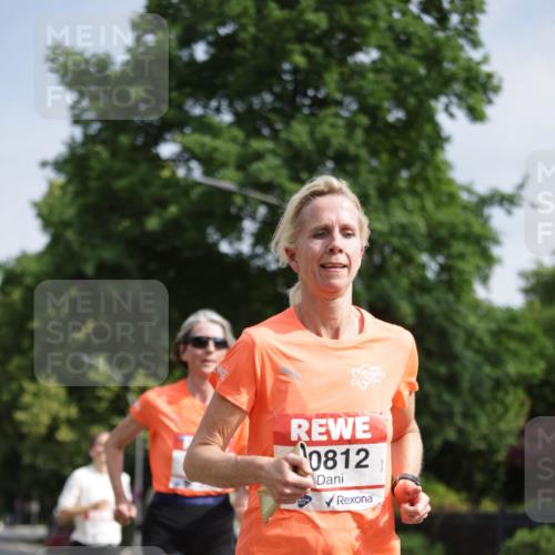 15.06.2025 - REWE Women's Run Jannik Wohlers http://msf.ph/oto/7944225 15.06.2025 08:47:31 Laufen 0812 meine-sportfotos.de