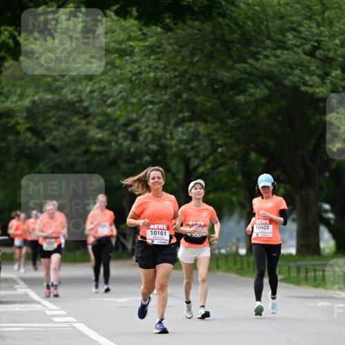 15.06.2025 - REWE Women's Run Dr. Thomas Lammeyer http://msf.ph/oto/7944237 15.06.2025 09:22:19 Laufen 10422, 10161 meine-sportfotos.de